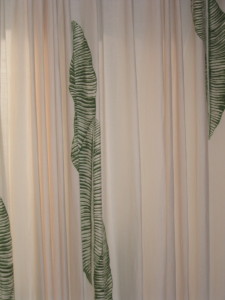 kitchen leaf drape